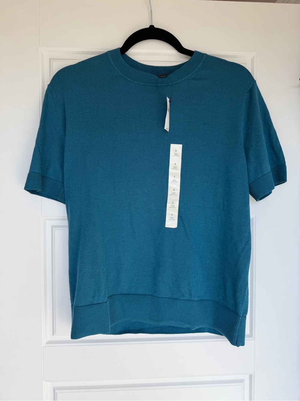 New with Tags- Women’s Teal Short Sleeve Knit Top- Teal Color